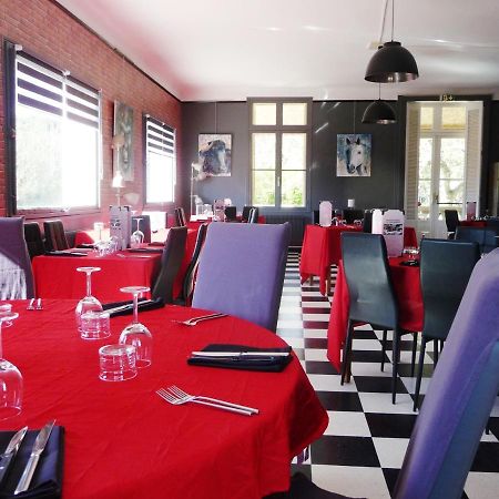 Hotel Restaurant Le Colombier Remoulins Ngoại thất bức ảnh