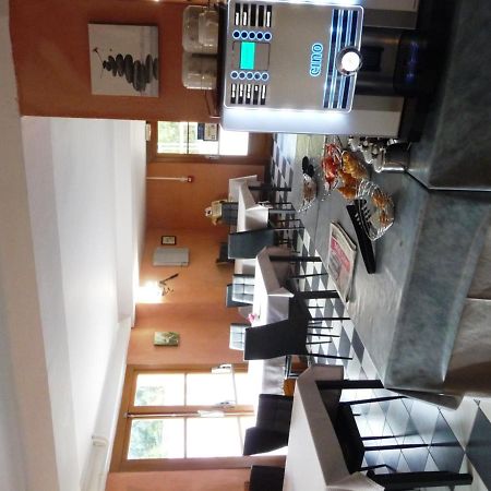 Hotel Restaurant Le Colombier Remoulins Ngoại thất bức ảnh