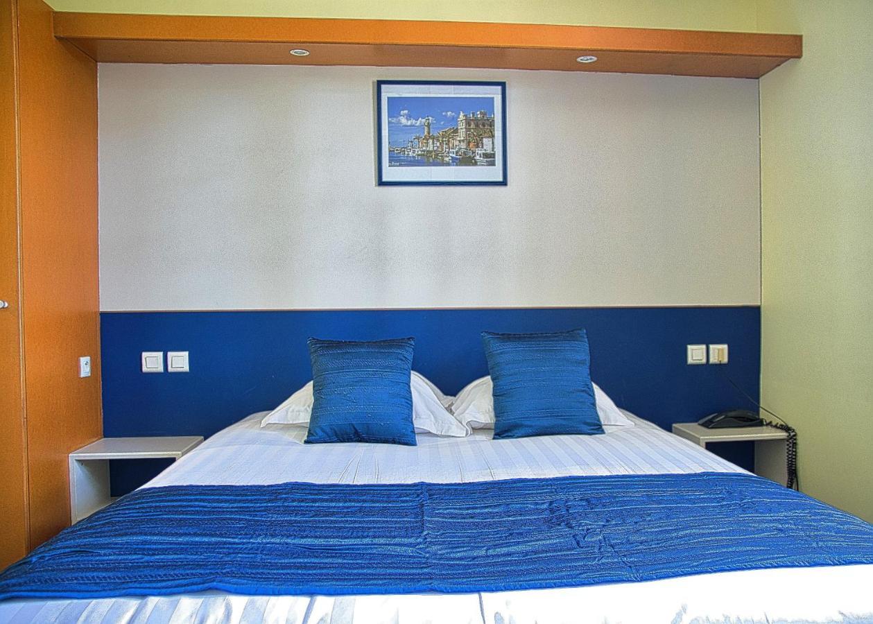 Hotel Restaurant Le Colombier Remoulins Ngoại thất bức ảnh